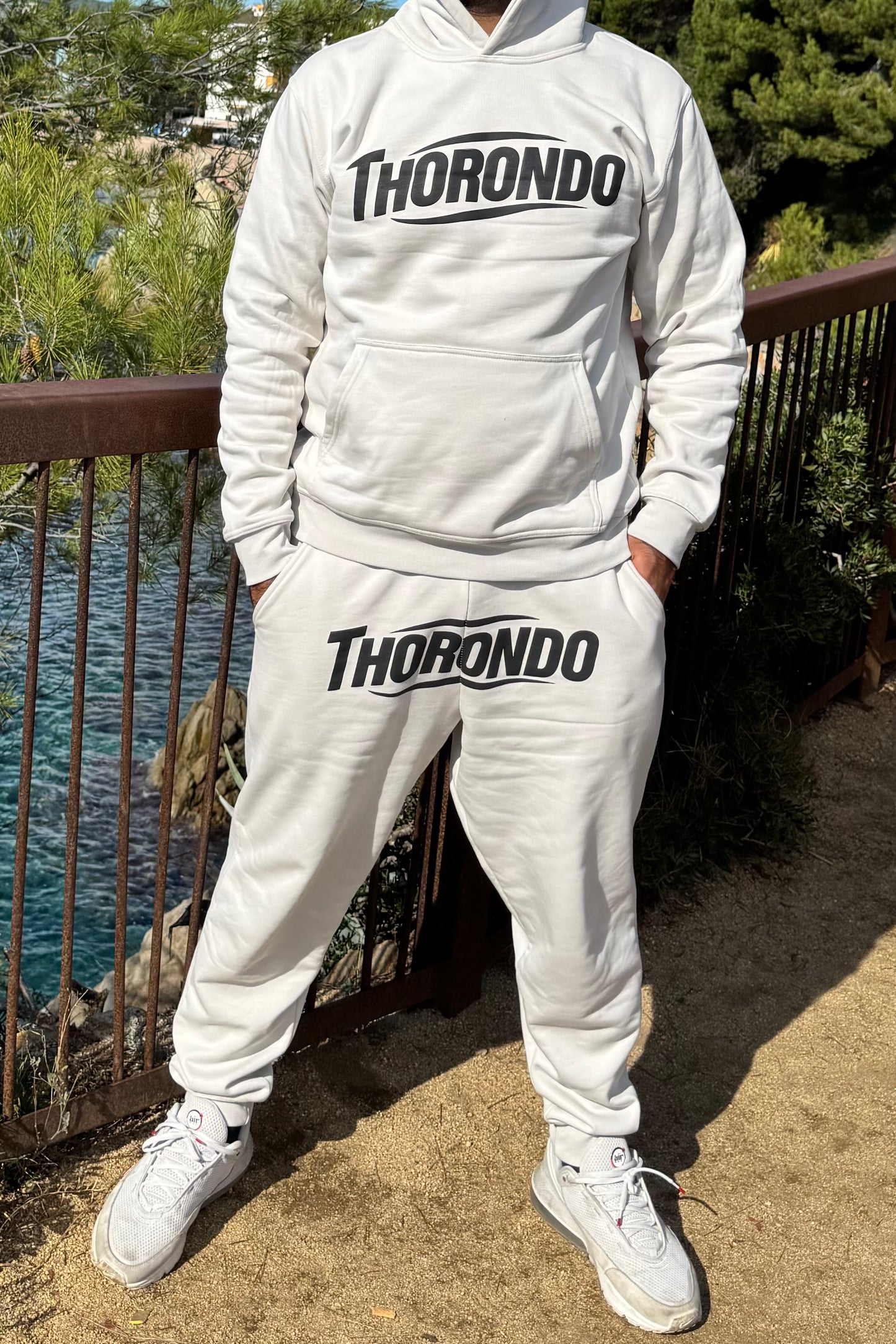 THORONDO Signature Tracksuit - Biege